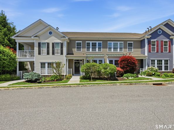 11 Orwich Court 11, Danbury CT 06810