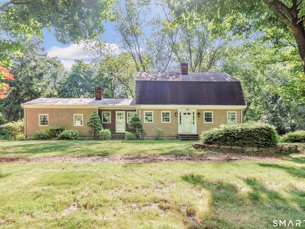 10 Philip Drive, Shelton CT 06484