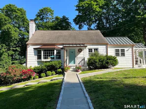 51 Grandview Road, Fairfield CT 06825