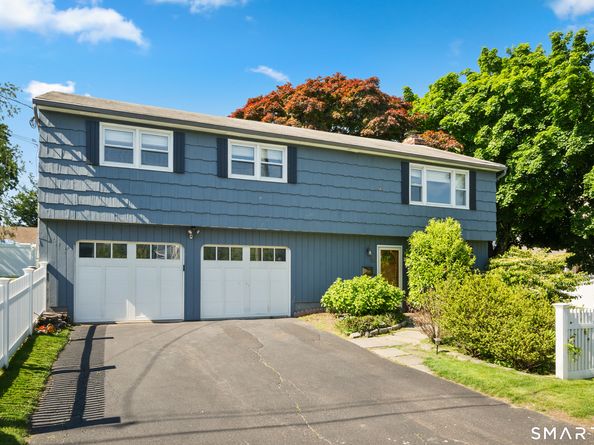 18 Hurd Street, Fairfield CT 06824