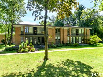 160 Fairfield Woods Road