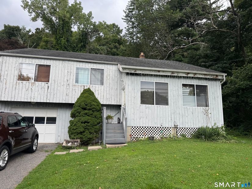 223 River Road, Shelton CT 06484