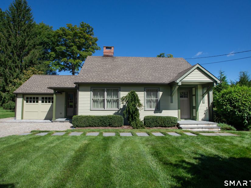 15 Griffith Lane, Ridgefield CT 06877