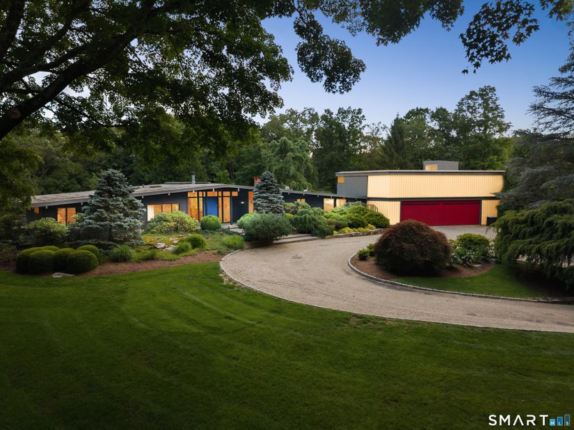 24 Graenest Ridge Road, Wilton CT 06897