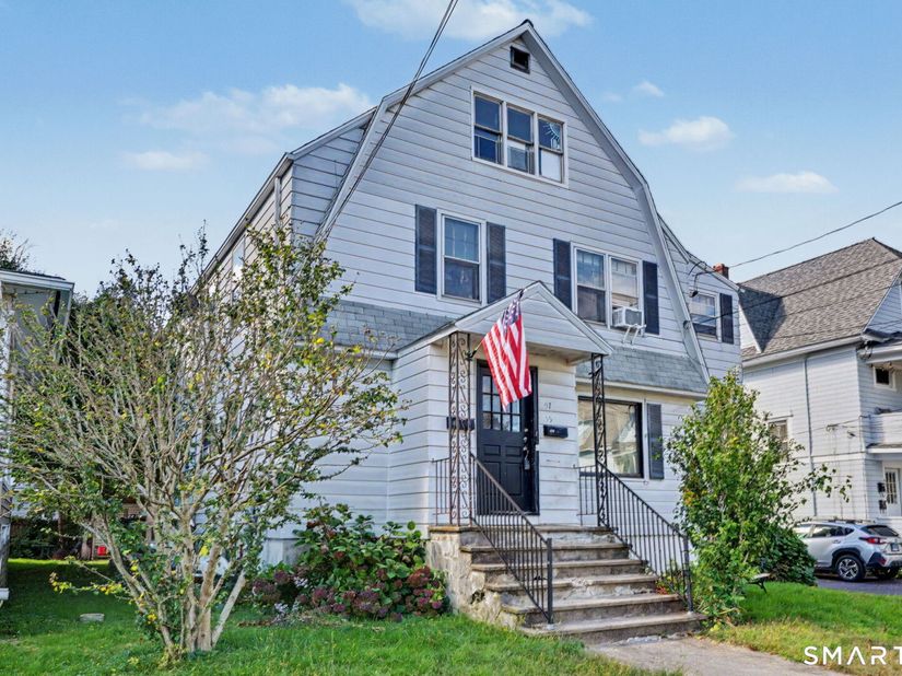 55 Harborview Avenue, Bridgeport CT 06605
