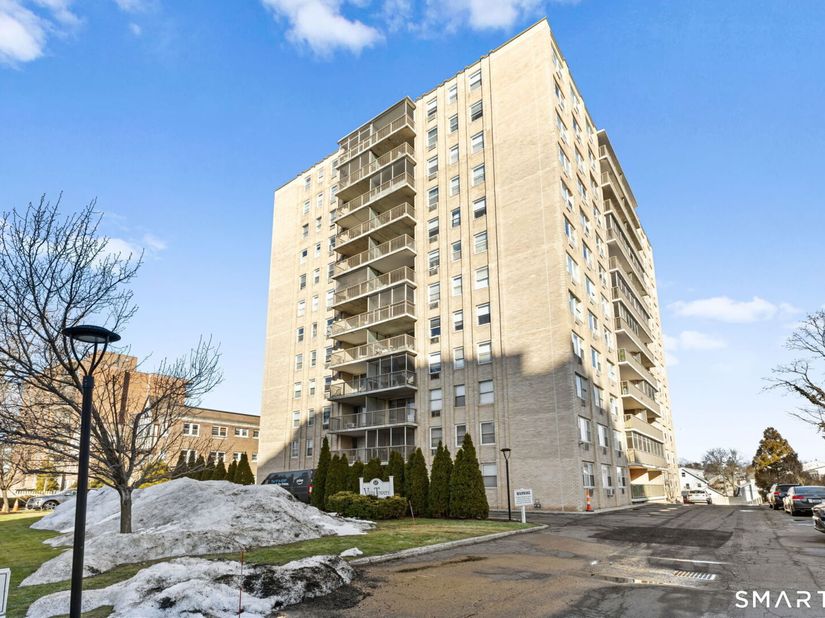 65 Glenbrook Road 6C, Stamford CT 06902