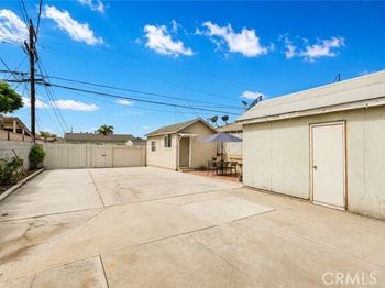 1206 E Cruces