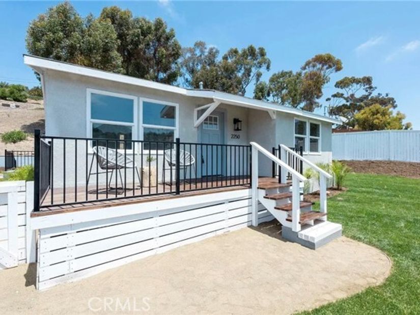 2250 Oceanside, Oceanside CA 92054