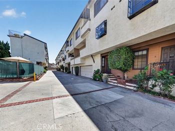 7650 Topanga Canyon Boulevard