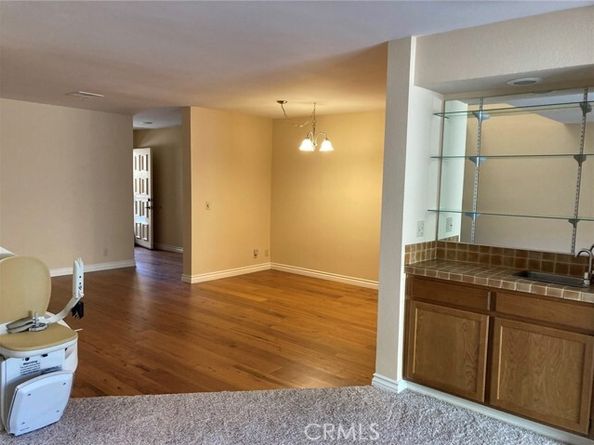 18153 Andrea Circle 4, Northridge (los Angeles) CA 91325