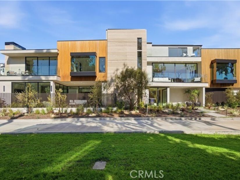 2910 Bayside, Corona Del Mar (newport Beach) CA 92625
