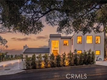 3566 Beverly Glen