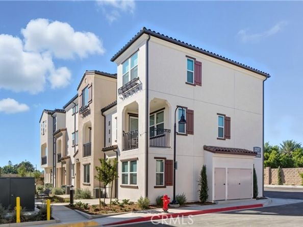 2217 W Orange 17, Anaheim CA 92804