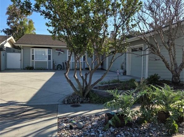 5022 Tasman, Huntington Beach CA 92649