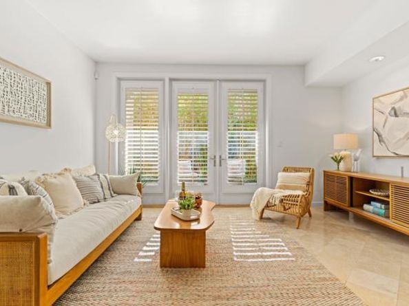 5410 La Jolla Boulevard A102, La Jolla (san Diego) CA 92037