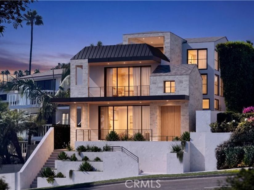 407 Heliotrope Avenue A, Corona Del Mar (newport Beach) CA 92625