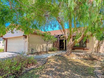 637 Redlands Place
