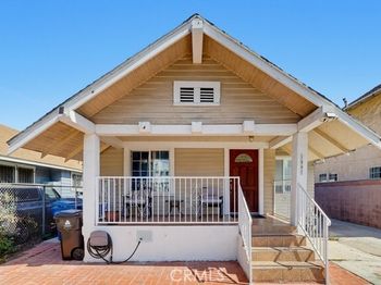 1007 E 42nd