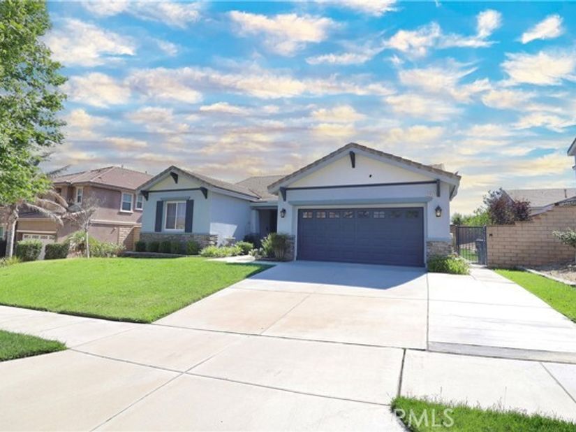 4964 Thornberry, Fontana CA 92336