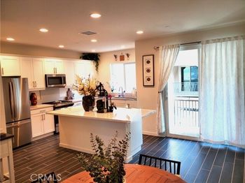 609 Shadowbrook