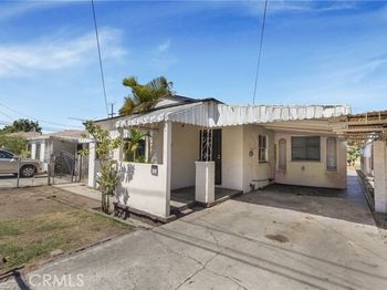 113 E 214th