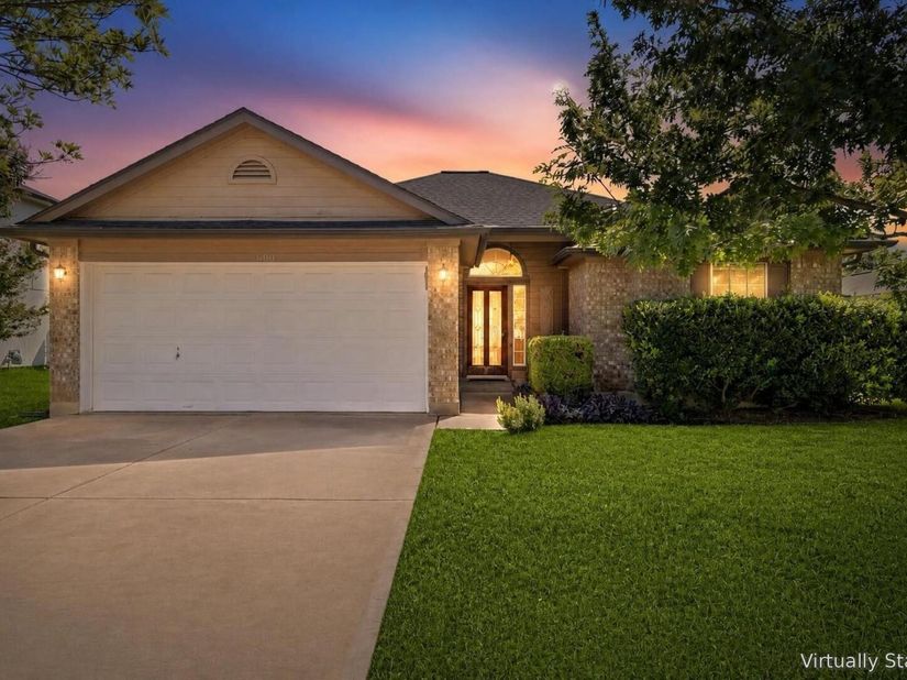 600 Sparkling Brook LN, Leander TX 78641
