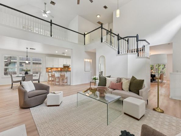 3707 Runnels CT, Austin TX 78732