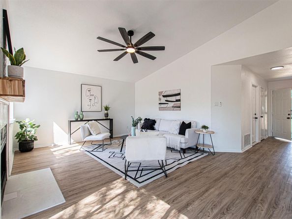 1305 Dominique DR, Austin TX 78753