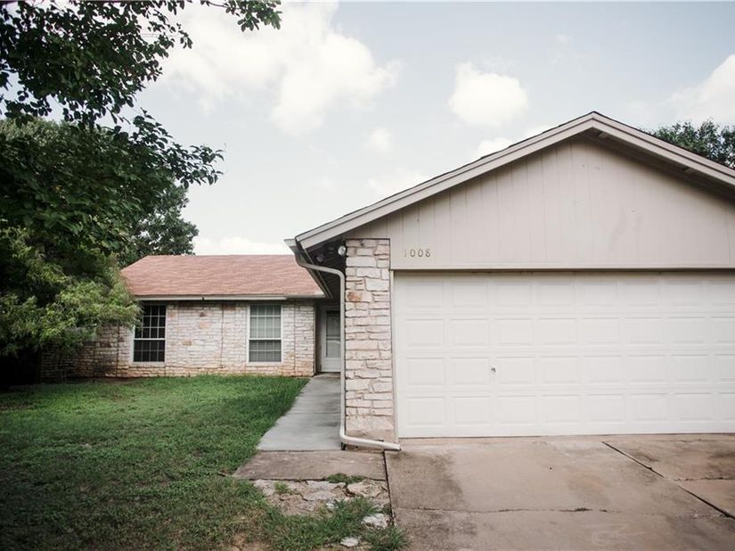 1008 Longmeadow DR, Round Rock TX 78664