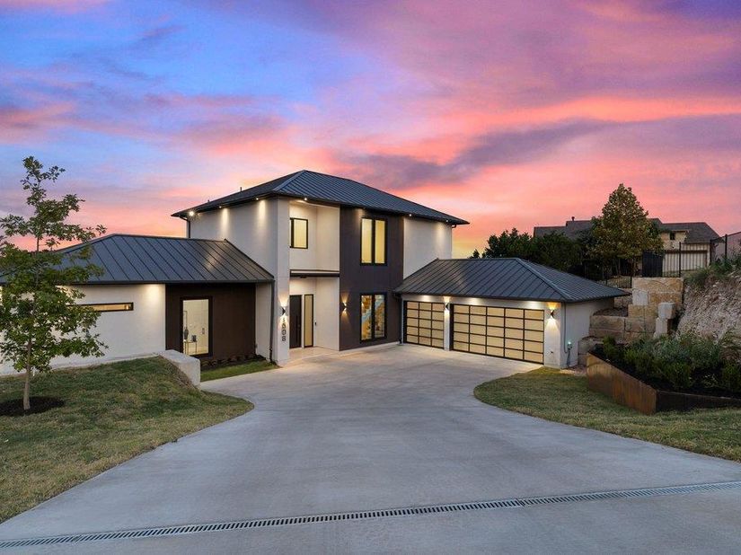 1508 Chalk Bluff CT, Leander TX 78641