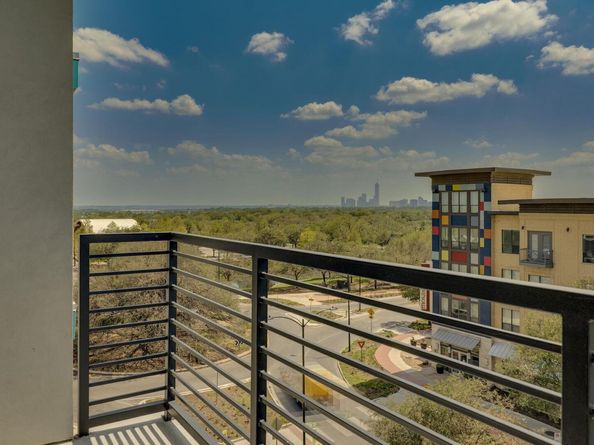 1701 Simond Ave 524, Austin TX 78723