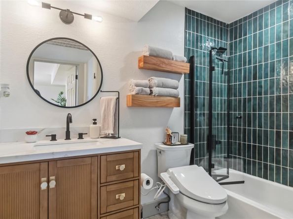 1313 E 52nd ST 101, Austin TX 78723