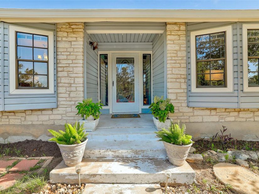 8310 Red Willow DR, Austin TX 78736