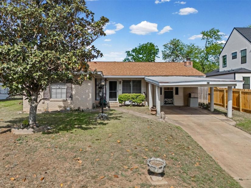 2510 Little John LN, Austin TX 78704