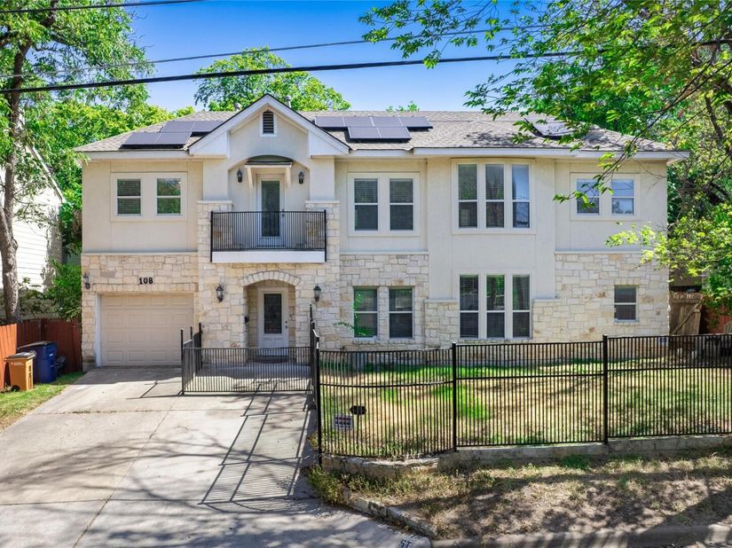 108 E 46th ST, Austin TX 78751