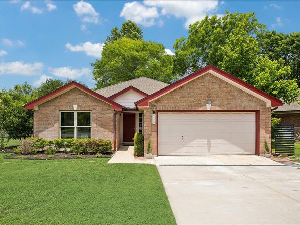 111 Finch LN, Georgetown TX 78626