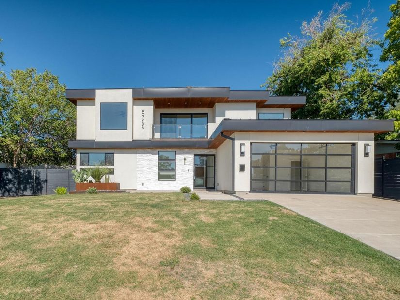 5700 Louise Ln, Austin TX 78757
