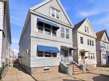 15 Newark Bay Ct