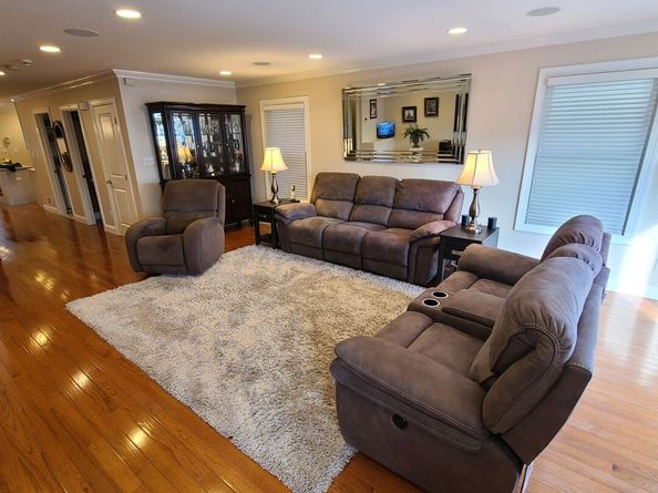 7803 5th Ave, North Bergen NJ 07047