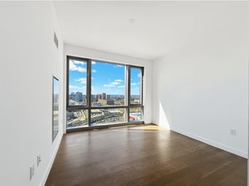 75 Park Lane South