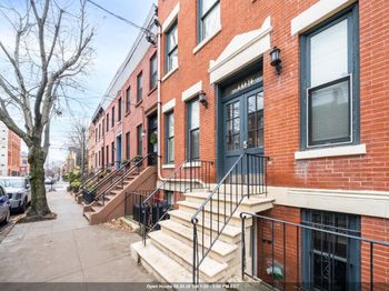 109 Erie St