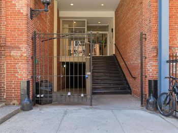 187 Wayne St