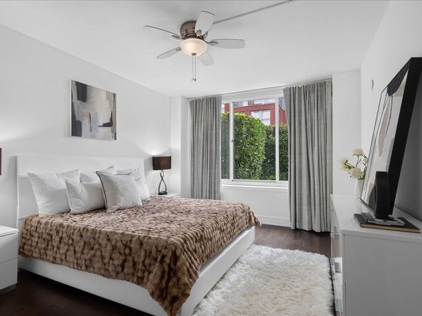 1100 Maxwell Lane 422, Hoboken NJ 07030