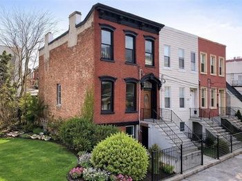69 Jewett Ave