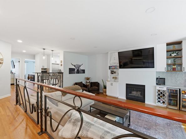 456 9th St 46, Hoboken NJ 07030
