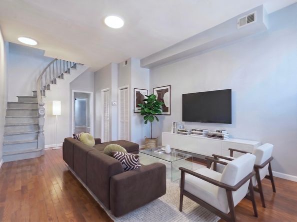 62 Van Reypen St, Jersey City NJ 07306
