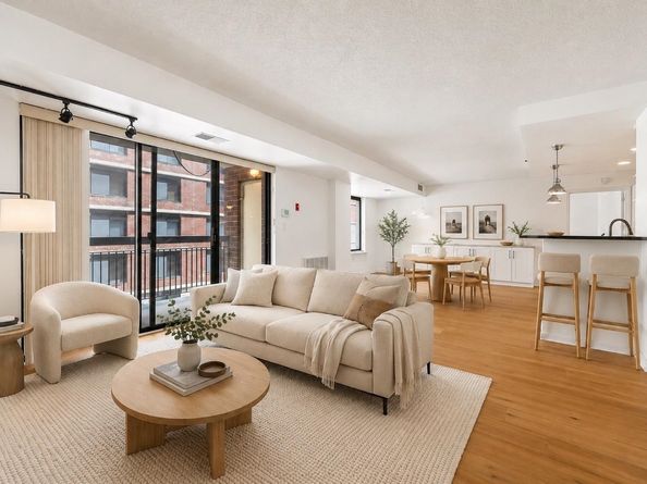 700 1st St 3P, Hoboken NJ 07030