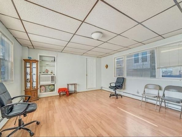 6 Corbin Ave, Jersey City NJ 07306