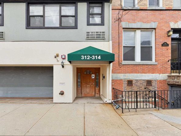 312 Madison St 2A, Hoboken NJ 07030