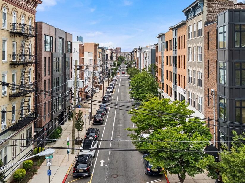 532 Monroe St 3, Hoboken NJ 07030